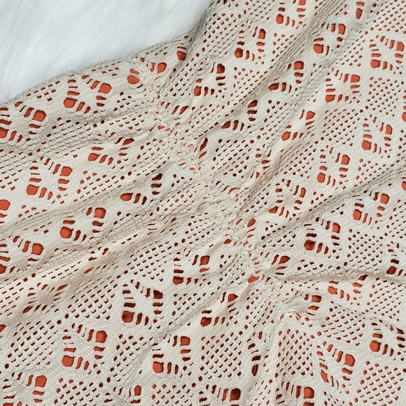 BECCA Crochet Shirred Hipster Bikini Bottoms NWT - Picture 7 of 12